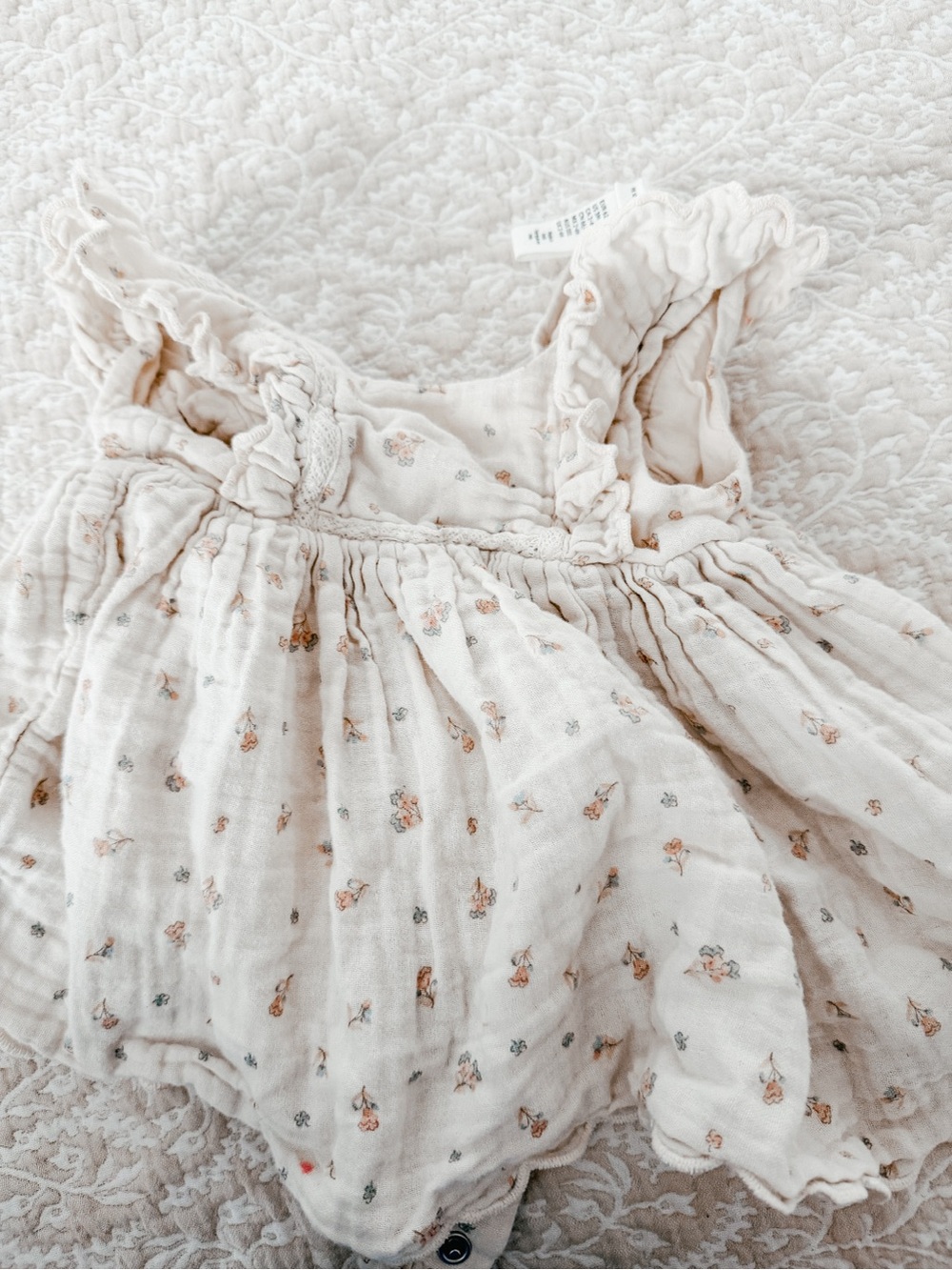 Baby Floral Gauze Romper in Cream H&M